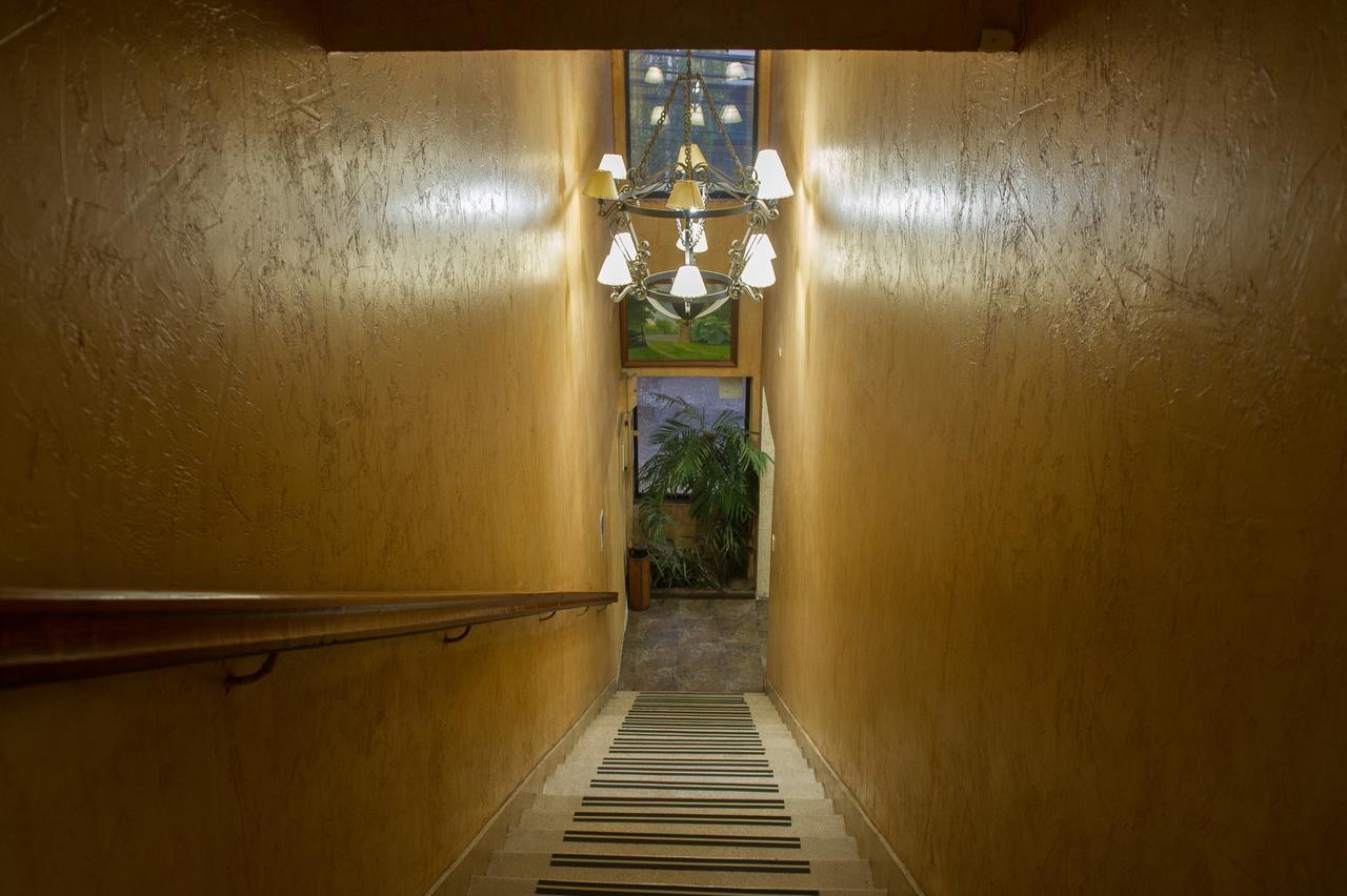 Hotel Dikran Los Angeles  Ngoại thất bức ảnh