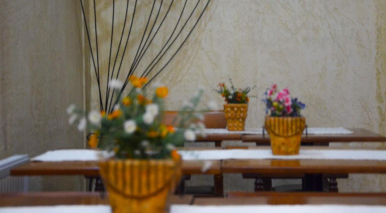 Hotel Dikran Los Angeles  Ngoại thất bức ảnh